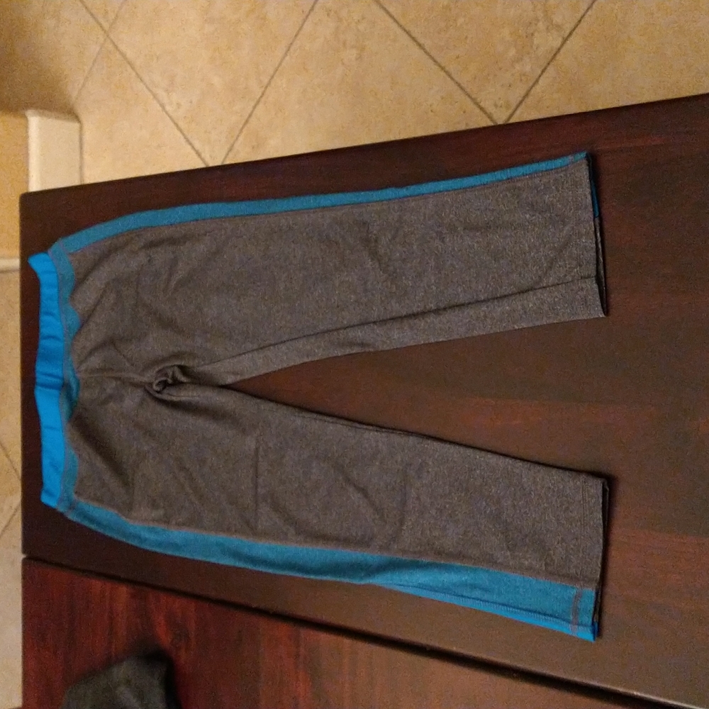 Short Leggings